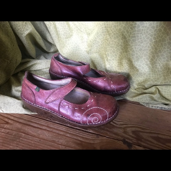 El Naturalista Mary Janes - Picture 3 of 5